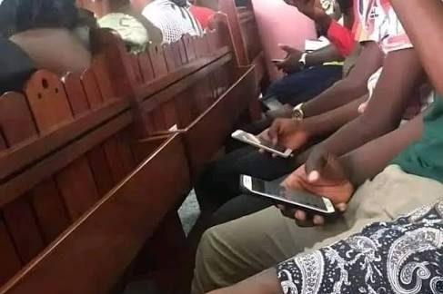 Habits To Avoid In Church